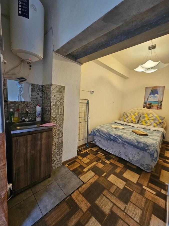 Cozy Studio In Yerevan'S Center Luaran gambar